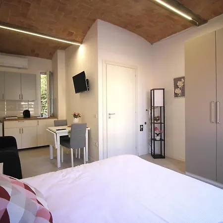 Coral Modern Design & Free Parking * Modena