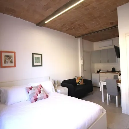 Coral Modern Design & Free Parking